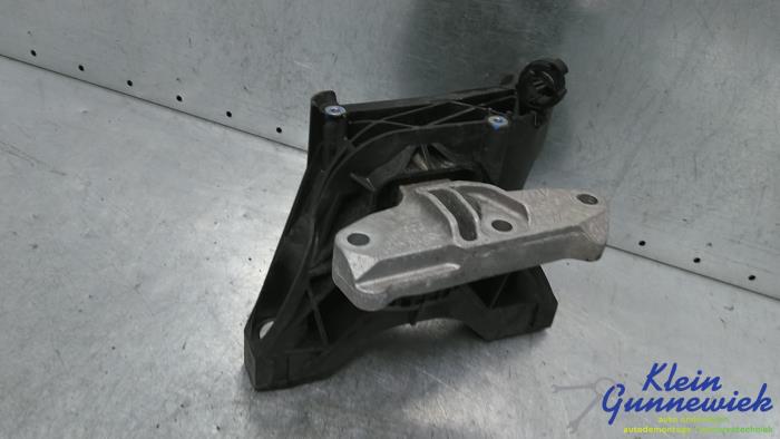Used Engine mount Opel Combo Price € 50,00 Margin scheme offered by Klein Gunnewiek Autodemontage & Motorentechniek