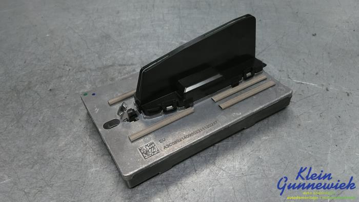 Używane Antena GPS Volvo XC90 Cena € 83,00 Procedura marży oferowane przez Klein Gunnewiek Autodemontage & Motorentechniek