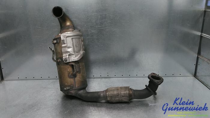 Używane Katalizator Ford Fiesta Cena € 495,00 Procedura marży oferowane przez Klein Gunnewiek Autodemontage & Motorentechniek