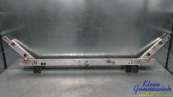 Begagnade Front Volvo XC90 Pris € 25,00 Marginaltabell erbjuds av Klein Gunnewiek Autodemontage & Motorentechniek
