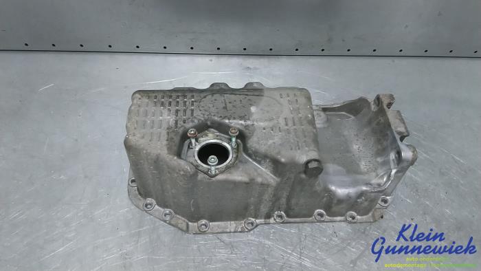 Usagé Couvercle carter Volkswagen Polo Prix € 35,00 Règlement à la marge proposé par Klein Gunnewiek Autodemontage & Motorentechniek
