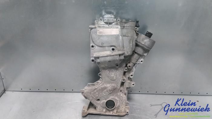 Usagé Couvercle de distribution Volkswagen Polo Prix € 75,00 Règlement à la marge proposé par Klein Gunnewiek Autodemontage & Motorentechniek