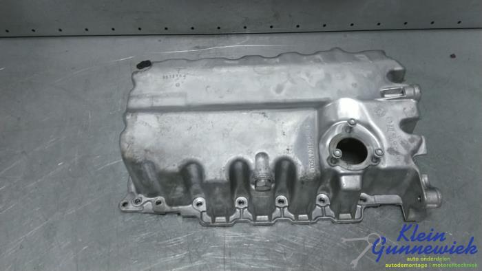 Used Sump Volkswagen Passat Price € 60,00 Margin scheme offered by Klein Gunnewiek Autodemontage & Motorentechniek
