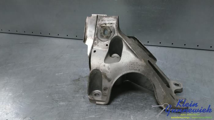 Used Engine mount BMW X5 Price € 30,00 Margin scheme offered by Klein Gunnewiek Autodemontage & Motorentechniek
