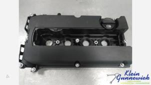 Ventildeckel van een Opel Astra 2010