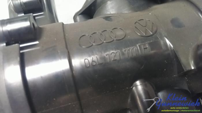 Pompe à eau d'un Audi A4 2013