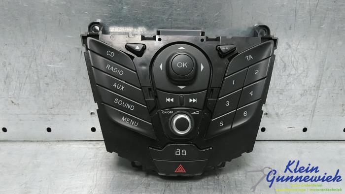 Używane Panel obslugi radia Ford B-Max Cena € 44,00 Procedura marży oferowane przez Klein Gunnewiek Autodemontage & Motorentechniek