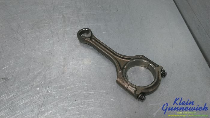 Usagé Bielle Ford Focus Prix € 75,00 Règlement à la marge proposé par Klein Gunnewiek Autodemontage & Motorentechniek