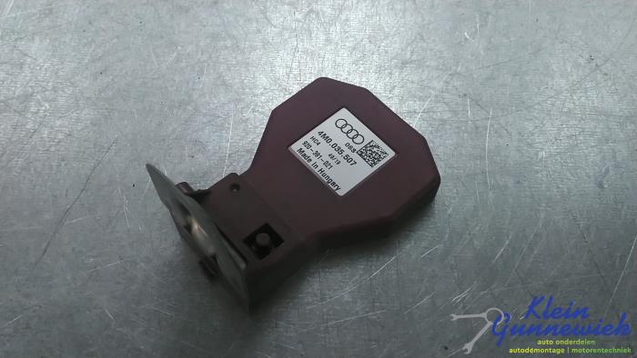 Używane Antena Audi Q3 Cena € 18,00 Procedura marży oferowane przez Klein Gunnewiek Autodemontage & Motorentechniek