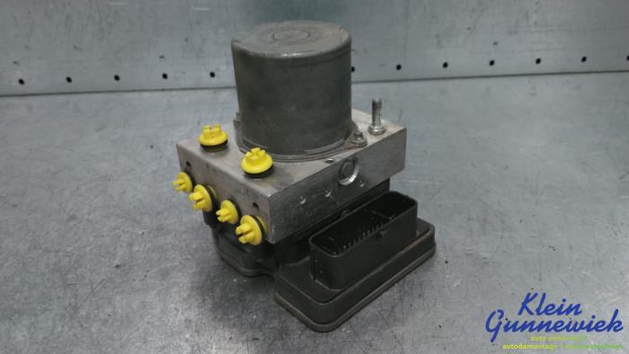Used ABS pump Ford Transit Price € 183,00 Margin scheme offered by Klein Gunnewiek Autodemontage & Motorentechniek