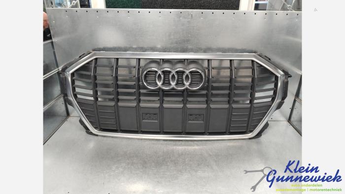 Begagnade Grill Audi Q3 Pris € 306,00 Marginaltabell erbjuds av Klein Gunnewiek Autodemontage & Motorentechniek