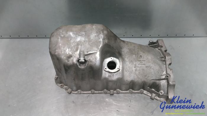 Usagé Couvercle carter Volkswagen Crafter Prix € 195,00 Règlement à la marge proposé par Klein Gunnewiek Autodemontage & Motorentechniek