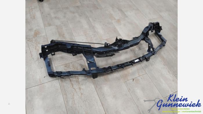 Begagnade Front Ford Focus Pris € 65,00 Marginaltabell erbjuds av Klein Gunnewiek Autodemontage & Motorentechniek