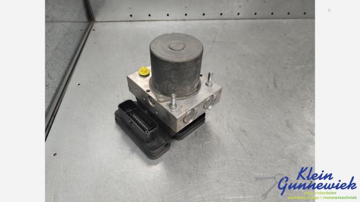 Used ABS pump Ford Transit Custom Price € 183,00 Margin scheme offered by Klein Gunnewiek Autodemontage & Motorentechniek