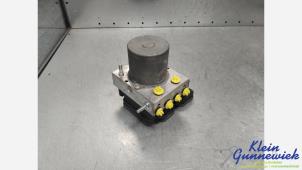 ABS Pumpe van een Ford Transit Custom 2023
