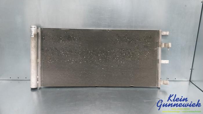 Usagé Condenseur de climatisation Ford Transit Custom Prix € 175,00 Règlement à la marge proposé par Klein Gunnewiek Autodemontage & Motorentechniek