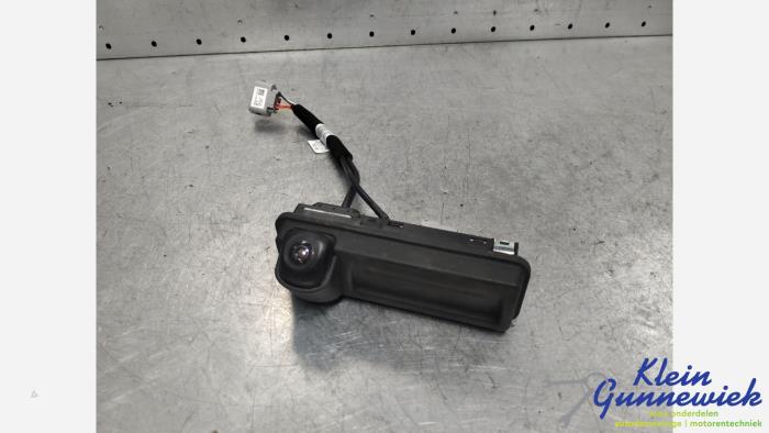 Używane Kamera cofania Kia Soul Cena € 195,00 Procedura marży oferowane przez Klein Gunnewiek Autodemontage & Motorentechniek