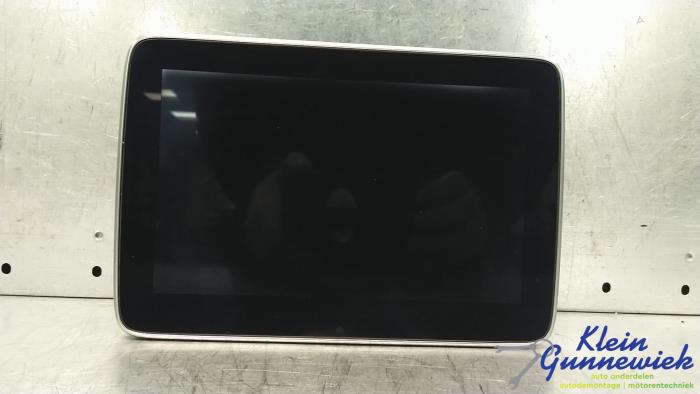 Begagnade Innerdisplay Mercedes B-Klasse Pris € 208,00 Marginaltabell erbjuds av Klein Gunnewiek Autodemontage & Motorentechniek