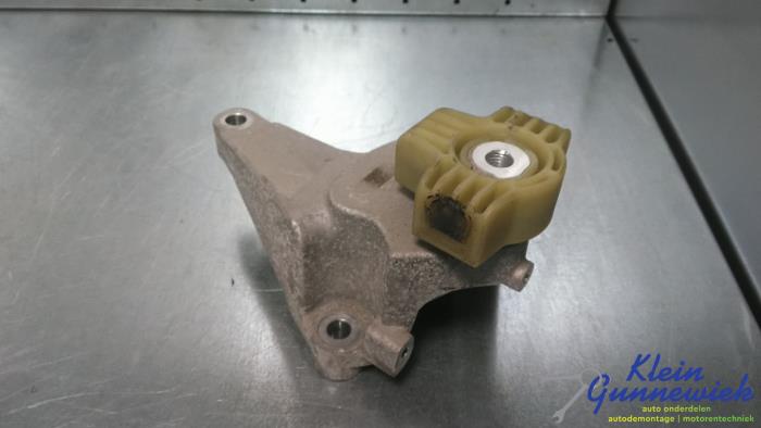 Usagé Support moteur Polestar 2 Prix € 25,00 Règlement à la marge proposé par Klein Gunnewiek Autodemontage & Motorentechniek