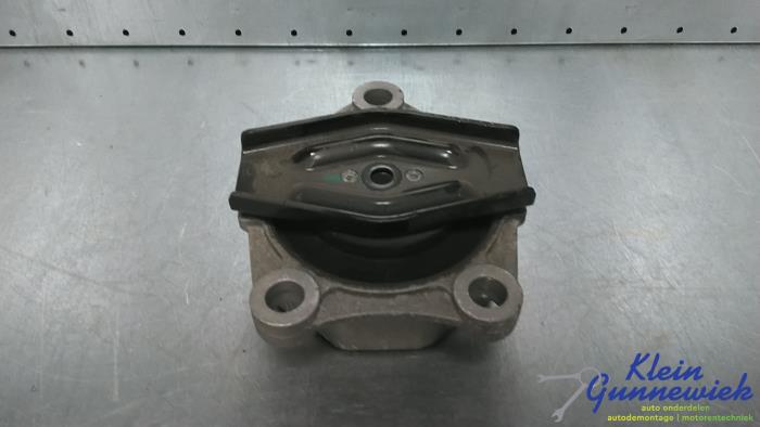 Usagé Support moteur Polestar 2 Prix € 50,00 Règlement à la marge proposé par Klein Gunnewiek Autodemontage & Motorentechniek
