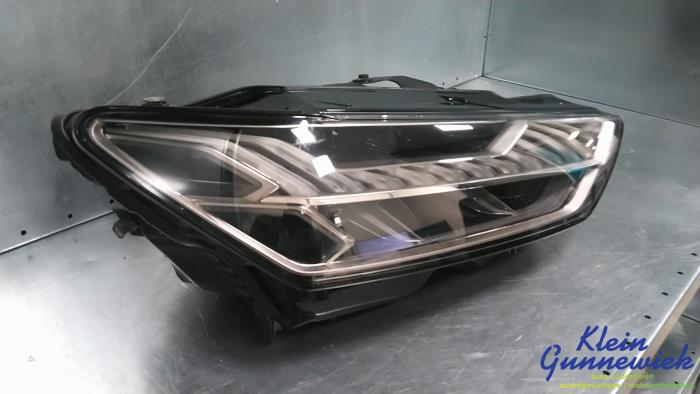 Używane Reflektor prawy Audi A7 Cena € 1.595,00 Procedura marży oferowane przez Klein Gunnewiek Autodemontage & Motorentechniek