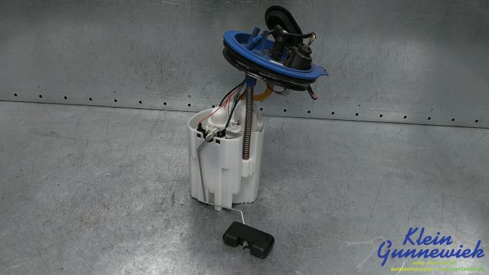 Usagé Pompe d'injection Volkswagen Polo Prix € 68,00 Règlement à la marge proposé par Klein Gunnewiek Autodemontage & Motorentechniek