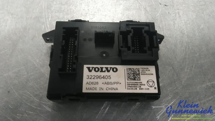 Used Computer, miscellaneous Volvo XC40 Price € 69,00 Margin scheme offered by Klein Gunnewiek Autodemontage & Motorentechniek