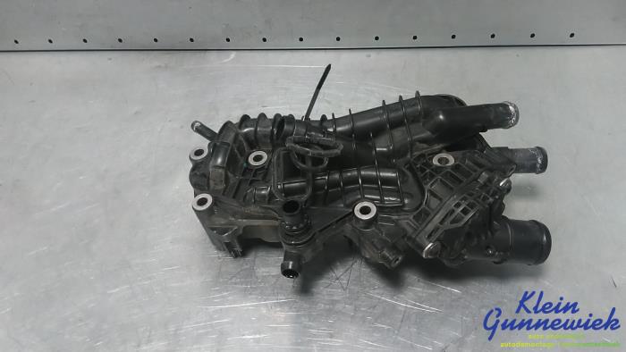 Begagnade Termostathus Volvo XC40 Pris € 60,00 Marginaltabell erbjuds av Klein Gunnewiek Autodemontage & Motorentechniek