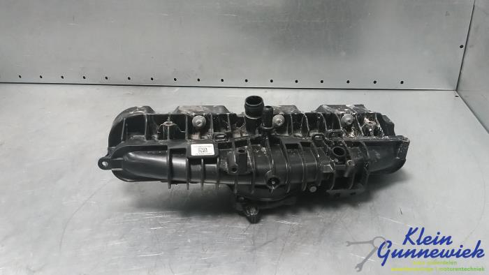 Używane Kolektor dolotowy Landrover Range Rover Cena € 175,00 Procedura marży oferowane przez Klein Gunnewiek Autodemontage & Motorentechniek