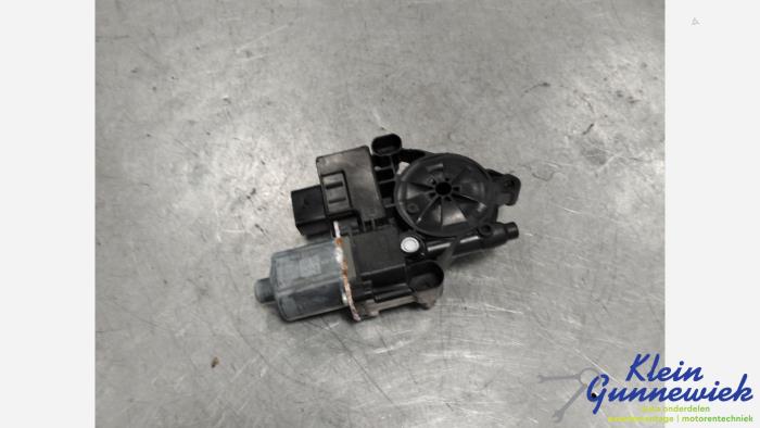 Usados Motor de ventanilla de puerta Audi S5 Precio € 43,00 Norma de margen ofrecido por Klein Gunnewiek Autodemontage & Motorentechniek