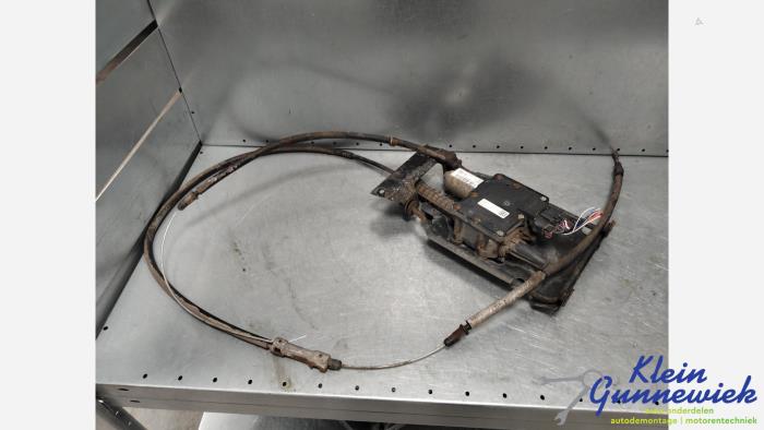 Używane Silnik hamulca postojowego Opel Meriva Cena € 121,00 Procedura marży oferowane przez Klein Gunnewiek Autodemontage & Motorentechniek
