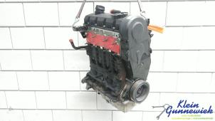Motor van een Volkswagen Caddy 2006