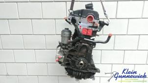 Motor van een Volkswagen Caddy 2006