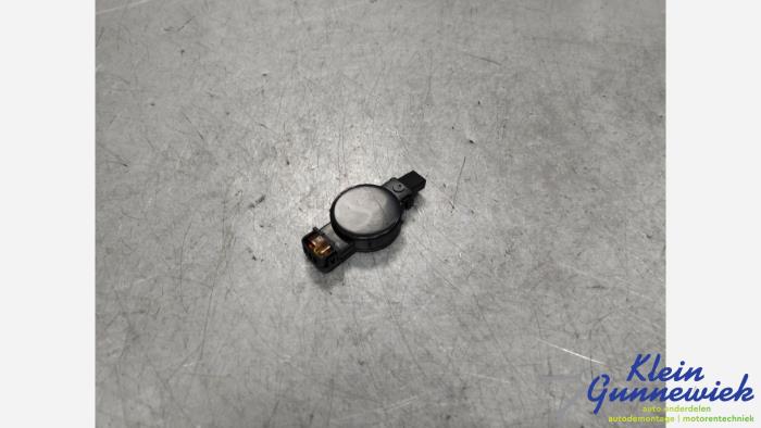 Begagnade Regnsensor Volkswagen Polo Pris € 71,00 Marginaltabell erbjuds av Klein Gunnewiek Autodemontage & Motorentechniek