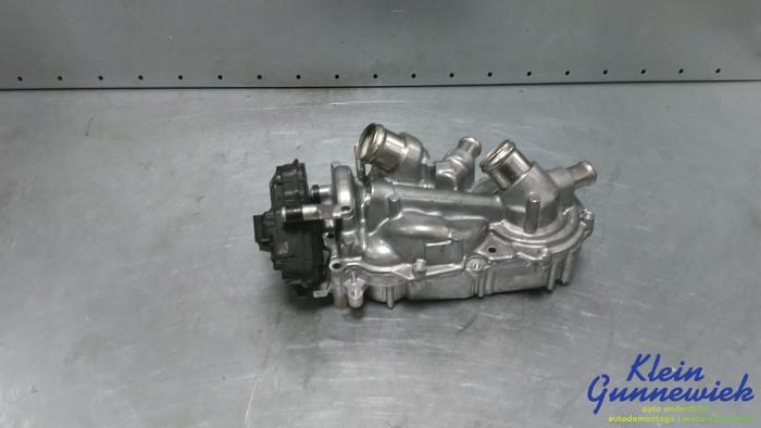 Używane Pompa wodna Skoda Scala Cena € 90,00 Procedura marży oferowane przez Klein Gunnewiek Autodemontage & Motorentechniek