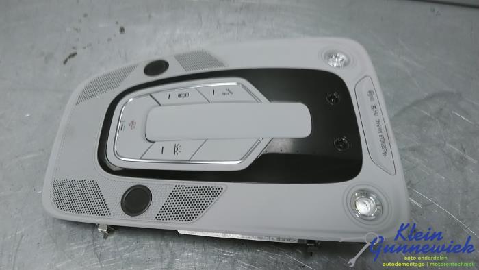 Begagnade Innerbelysning, fram Audi Q5 Pris € 135,00 Marginaltabell erbjuds av Klein Gunnewiek Autodemontage & Motorentechniek