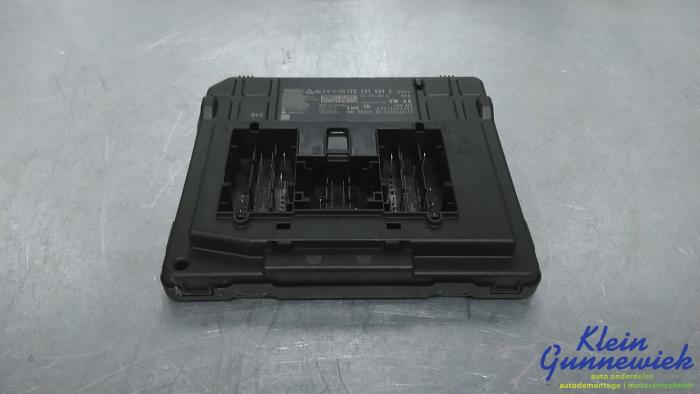 Used Body control computer Volkswagen ID. Buzz Cargo Price € 275,00 Margin scheme offered by Klein Gunnewiek Autodemontage & Motorentechniek
