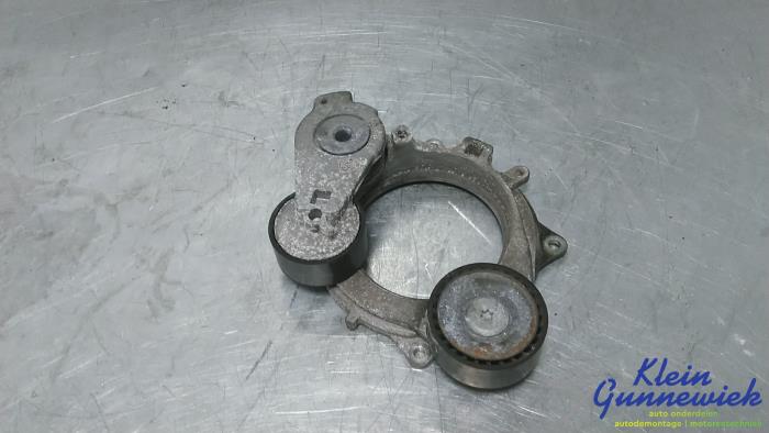Usados Rodillo tensor correa múltiple Audi Q5 Precio € 95,00 Norma de margen ofrecido por Klein Gunnewiek Autodemontage & Motorentechniek
