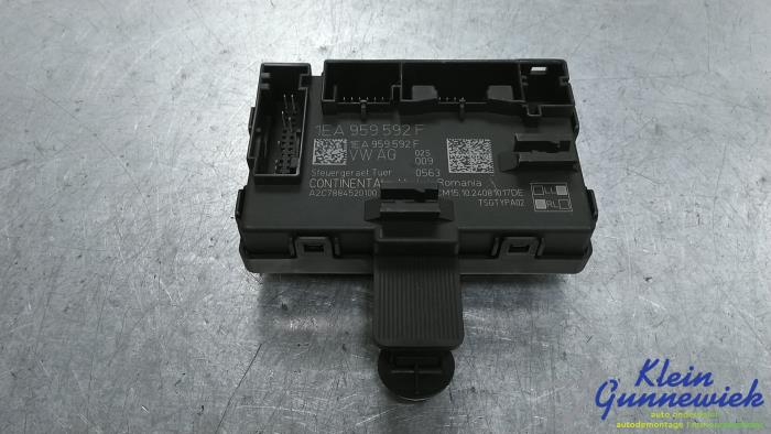 Używane Modul centralnego zamka Volkswagen ID. Buzz Cargo Cena € 55,00 Procedura marży oferowane przez Klein Gunnewiek Autodemontage & Motorentechniek