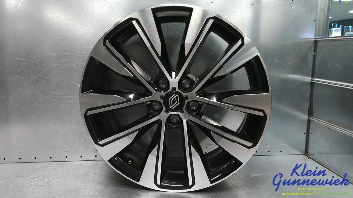 Używane Obrecz Renault Espace Cena € 175,00 Procedura marży oferowane przez Klein Gunnewiek Autodemontage & Motorentechniek