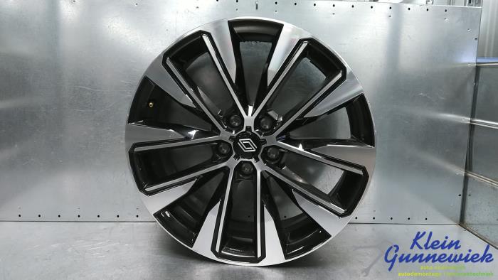 Używane Obrecz Renault Espace Cena € 195,00 Procedura marży oferowane przez Klein Gunnewiek Autodemontage & Motorentechniek
