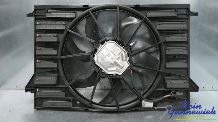 Używane Silnik wentylatora Audi A5 Cena € 285,00 Procedura marży oferowane przez Klein Gunnewiek Autodemontage & Motorentechniek