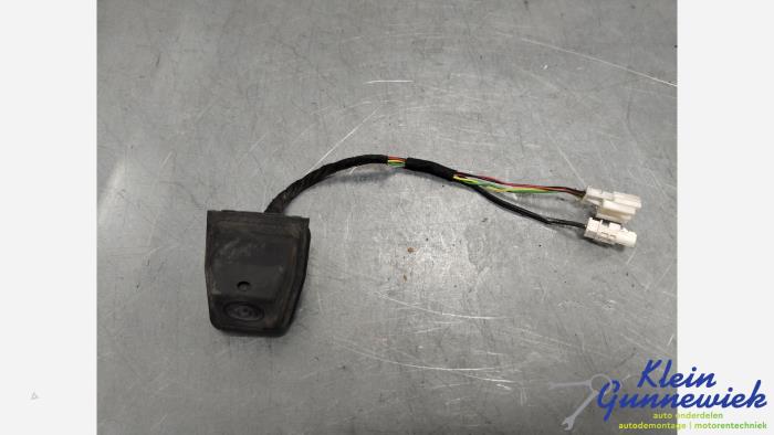 Begagnade Backkamera Mercedes Vito Pris € 218,00 Marginaltabell erbjuds av Klein Gunnewiek Autodemontage & Motorentechniek