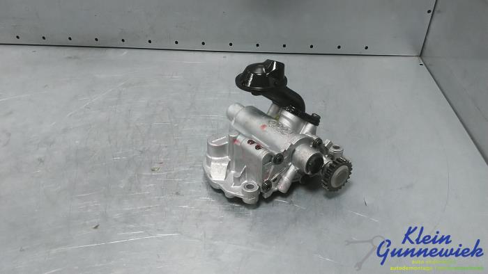 Używane Pompa oleju Audi Q5 Cena € 76,00 Procedura marży oferowane przez Klein Gunnewiek Autodemontage & Motorentechniek