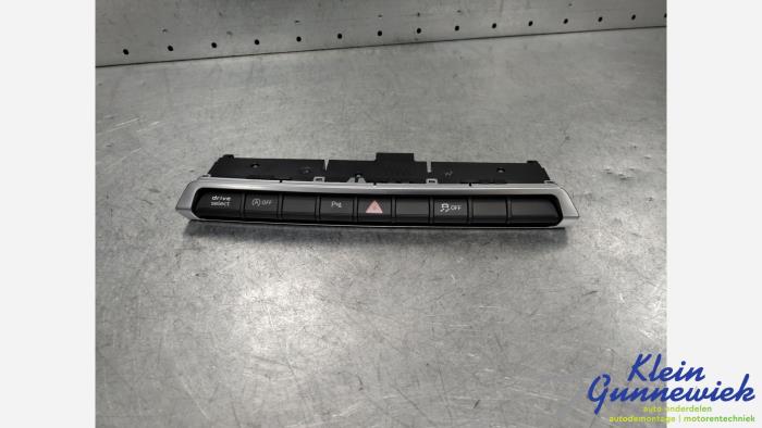 Używane Przelacznik Audi Q2 Cena € 45,00 Procedura marży oferowane przez Klein Gunnewiek Autodemontage & Motorentechniek