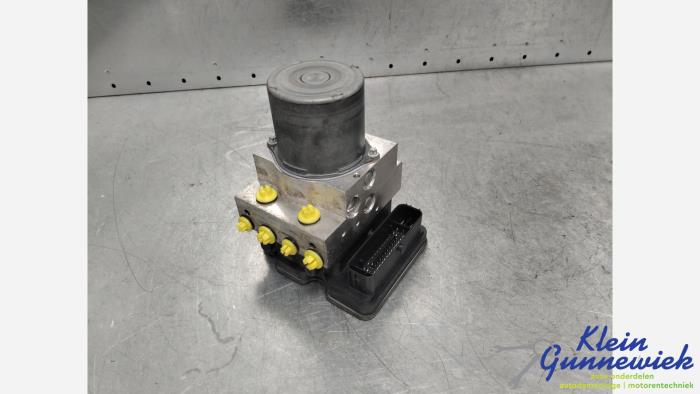 Gebrauchte ABS Pumpe Audi S5 Preis € 325,00 Margenregelung angeboten von Klein Gunnewiek Autodemontage & Motorentechniek