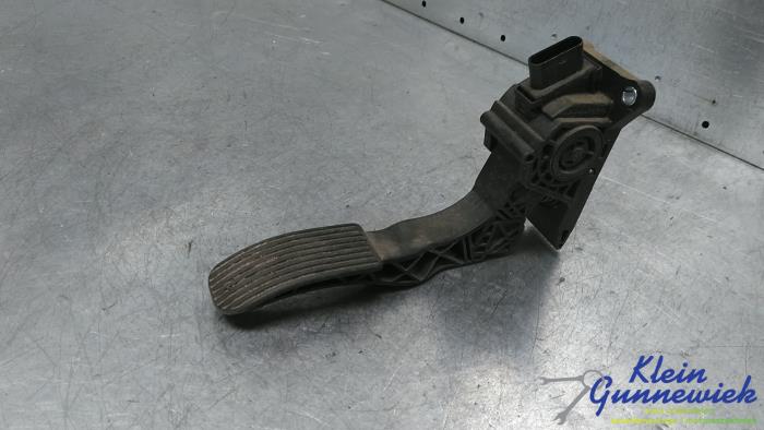 Gebrauchte Gaspedalposition Sensor Mercedes Vito Preis € 33,00 Margenregelung angeboten von Klein Gunnewiek Autodemontage & Motorentechniek