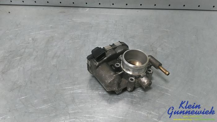 Używane Przepustnica Opel Corsa Cena € 20,00 Procedura marży oferowane przez Klein Gunnewiek Autodemontage & Motorentechniek