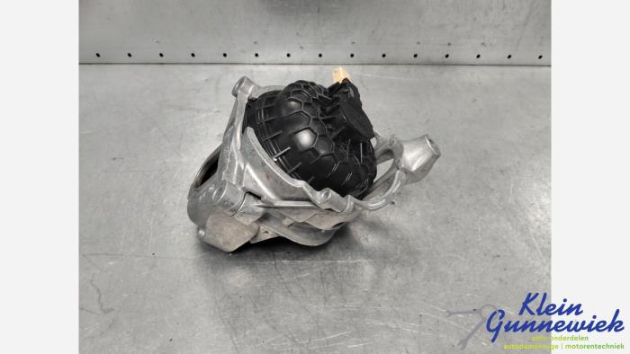 Used Engine mount Audi A8 Price € 136,00 Margin scheme offered by Klein Gunnewiek Autodemontage & Motorentechniek