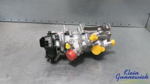 Vattenpump från en Volkswagen Multivan T7 2017